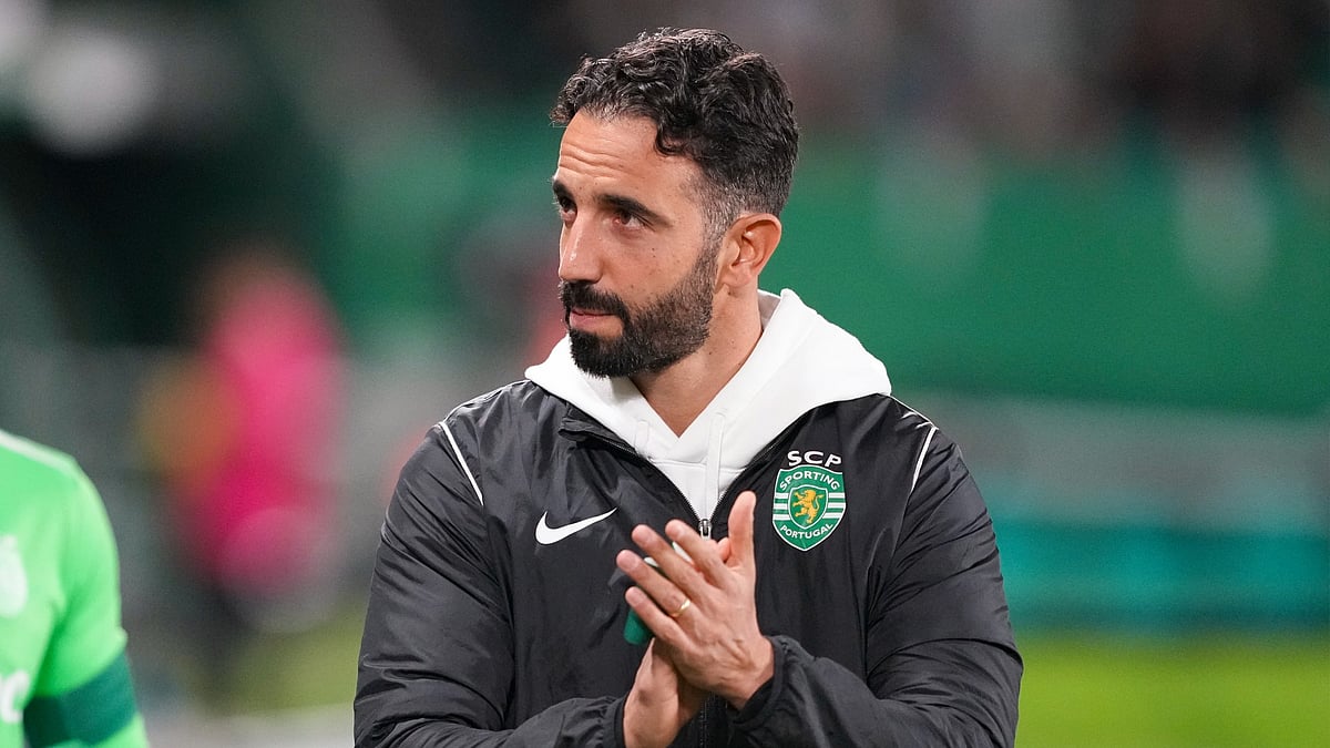 Ruben Amorim is reportedly on his way to replace ETH at Man United.