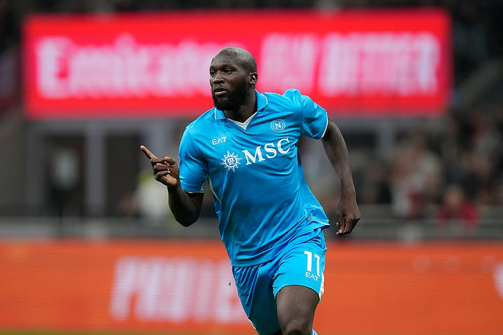Italy Serie A Soccer Napoli vs AC Milan Photo Gallery_Romelu Lukaku 