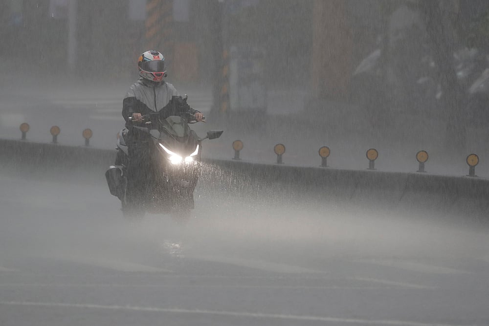 Asia Typhoon Kong-rey in eastern Taiwan photos_8