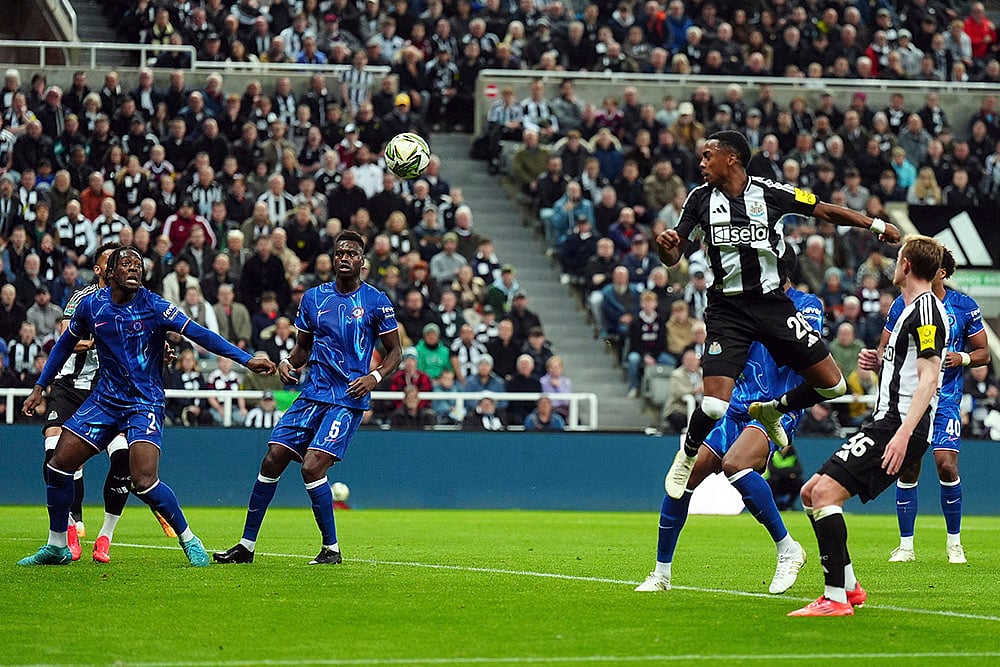 EFL Cup Quarter-Finals Newcastle United vs Chelsea photo gallery_5