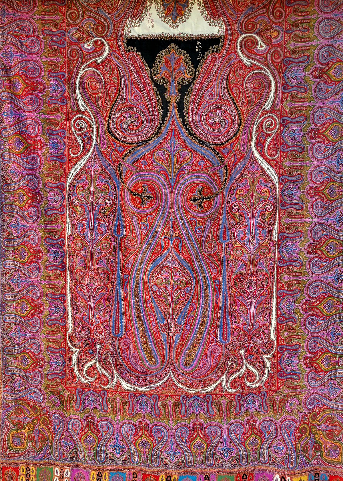 A fine example of a Kani shawl from the Dogra period. 