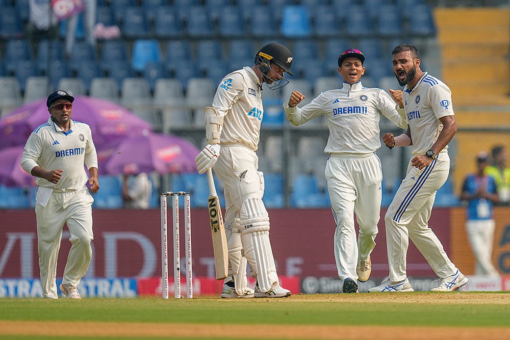 India Vs New Zealand 3rd Test, Day 1