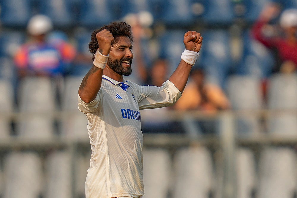 India Vs New Zealand 3rd Test cricket at Wankhede Stadium in Mumbai photo gallery_Ravindra Jadeja