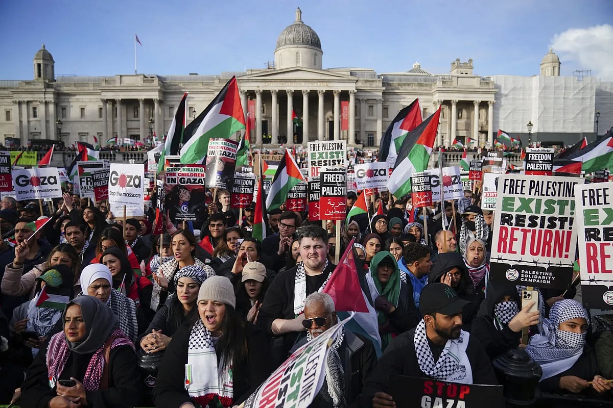 AP : Gaza Emerges As Top Issue For Many Muslims Ahead Of US Election |