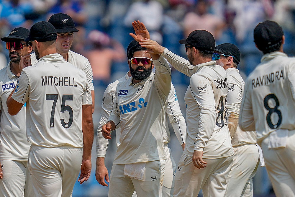 India Vs New Zealand 3rd Test cricket at Wankhede Stadium in Mumbai photo gallery_Aijaz Patel