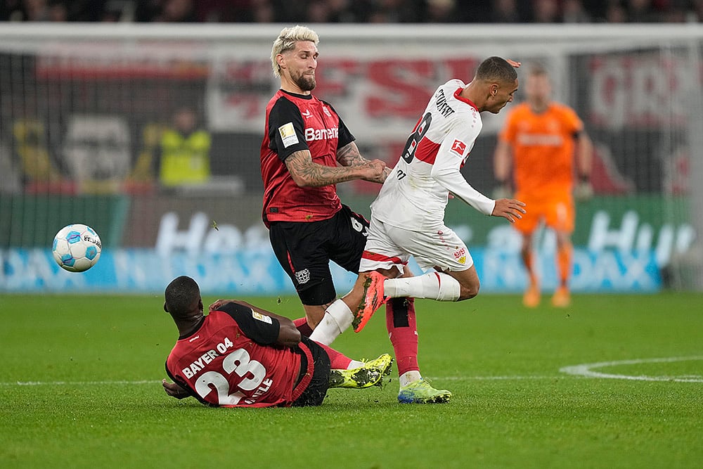 Germany Soccer Bundesliga Bayer Leverkusen and VfB Stuttgart football photos_ Enzo Millot