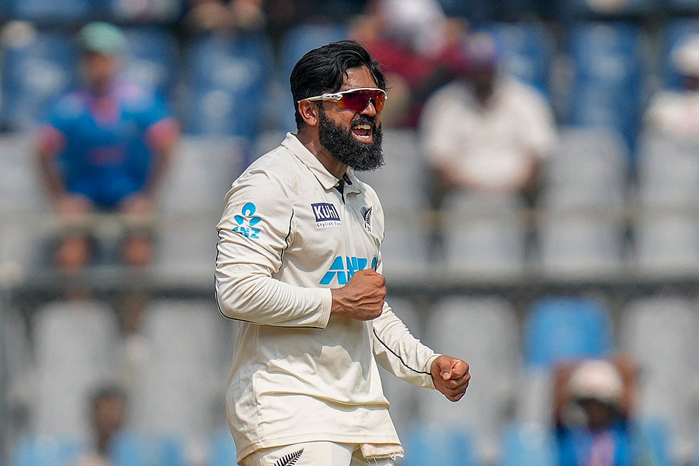 India Vs New Zealand 3rd Test cricket at Wankhede Stadium in Mumbai photo gallery_Aijaz Patel