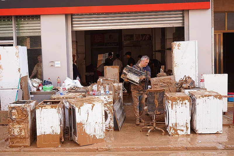 Spain weather Floods Aftermath_4
