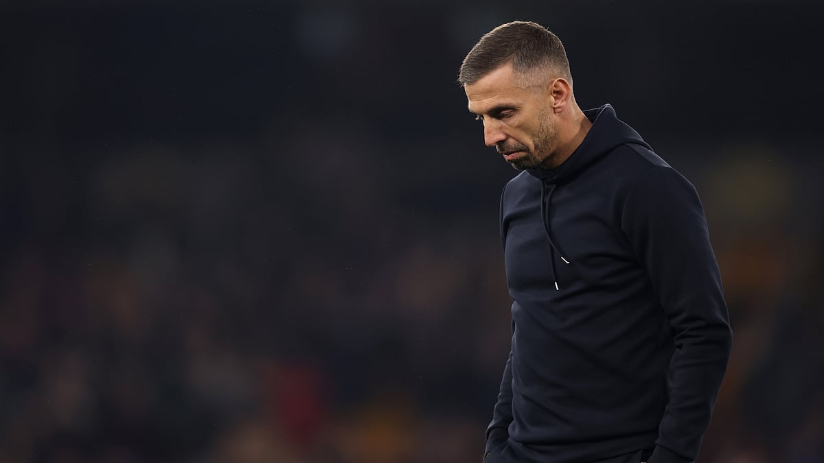 Gary O'Neil looks dejected after Wolves' draw with Crystal Palace