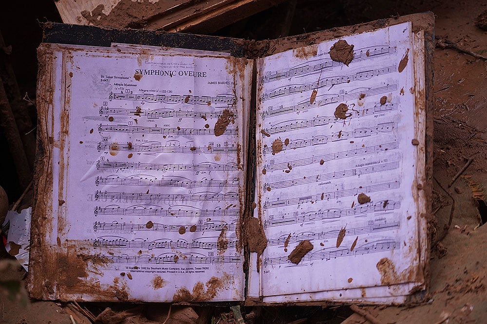 Spain flood aftermath photo gallery_music book