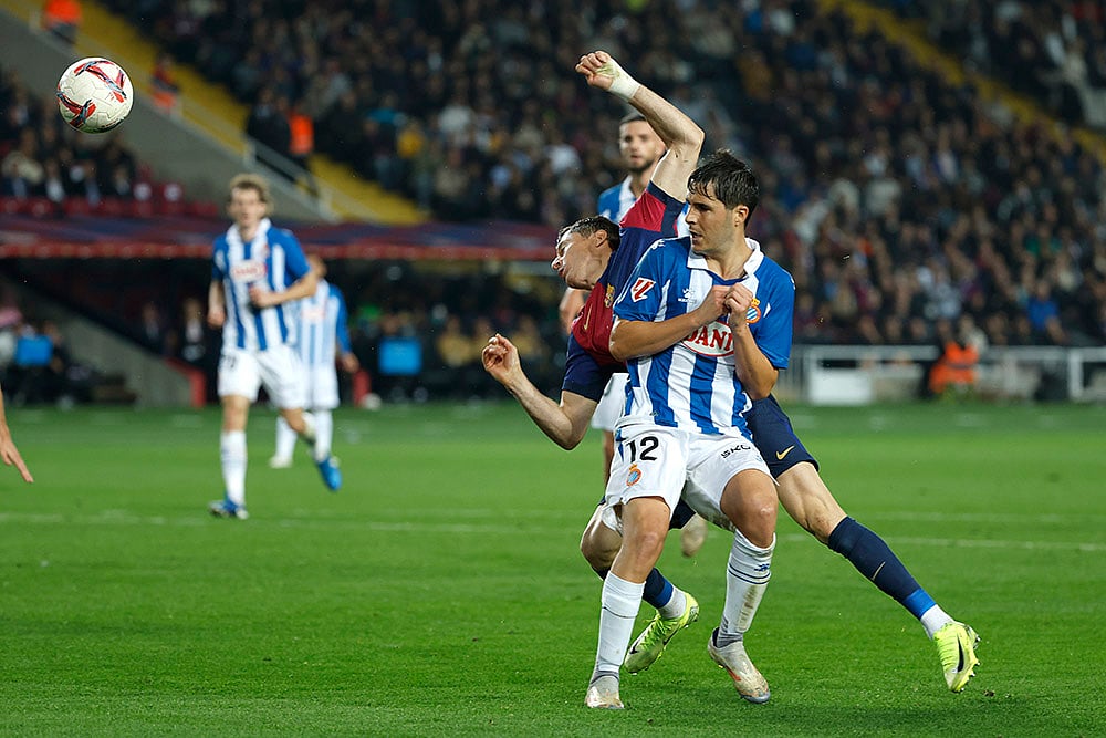2024-25 Spanish La Liga soccer Barcelona fc vs Espanyol Photo Gallery_Robert Lewandowski