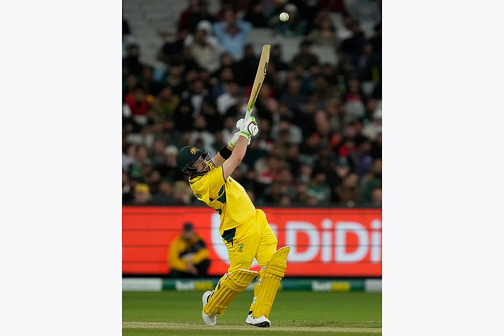 Australia vs Pakistan First ODI Cricket at Melbourne Cricket Ground_Josh Inglis