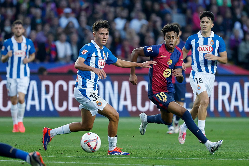 2024-25 Spanish La Liga soccer Barcelona fc vs Espanyol Photo Gallery_Lamine Yamal