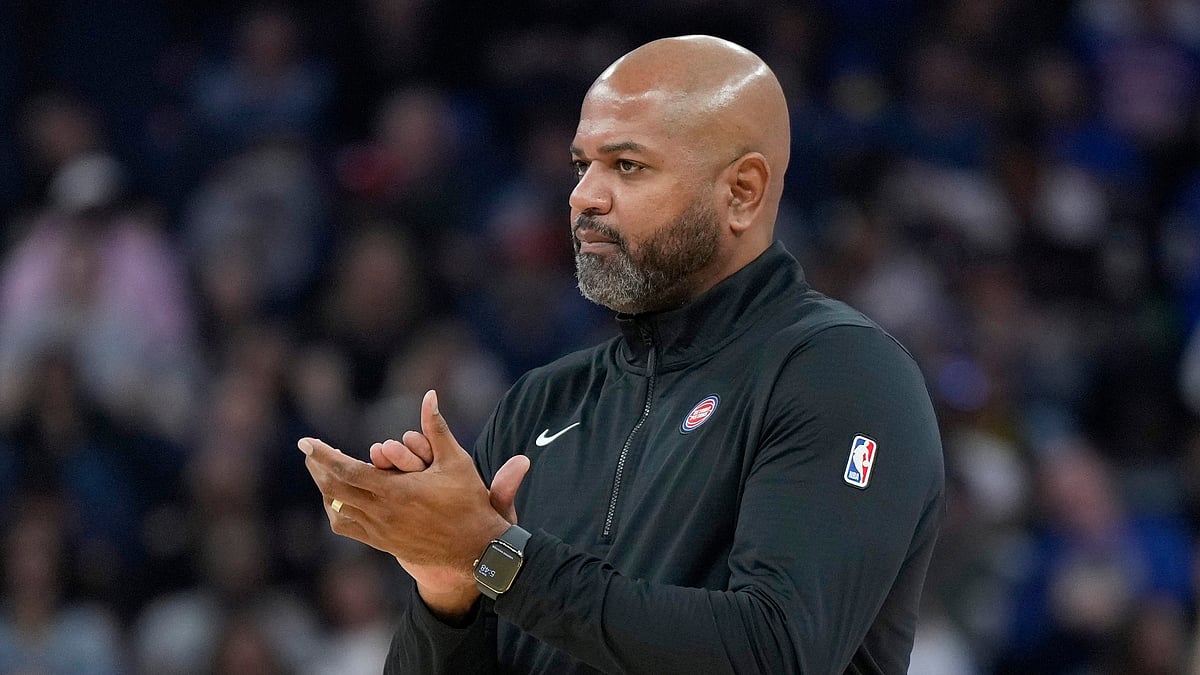 Detroit Pistons coach J.B. Bickerstaff - null