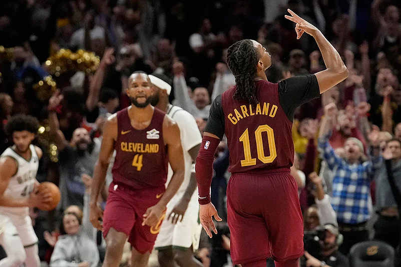 Bucks Cavaliers Basketball