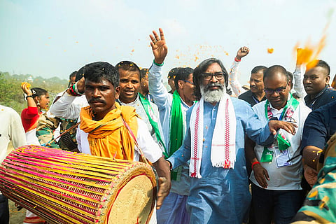 Hemant Soren campaigns