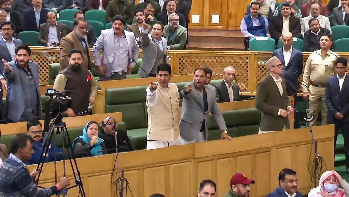 PTI :  
Ruckus during 1st session of J-K Assembly
