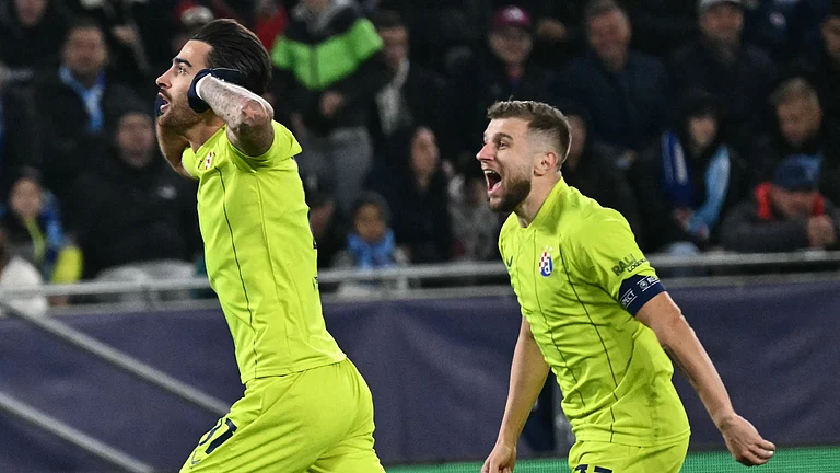 Dinamo Zagreb celebrating - null