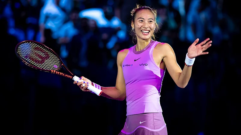 qinwen zheng tennis wta finals