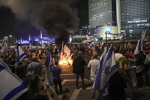 Israelis protest after  Netanyahu fires defence minister Yoav Gallant |