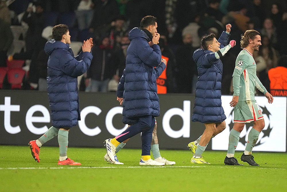 UEFA Champions League soccer Paris Saint Germain vs Atletico Madrid football match photos