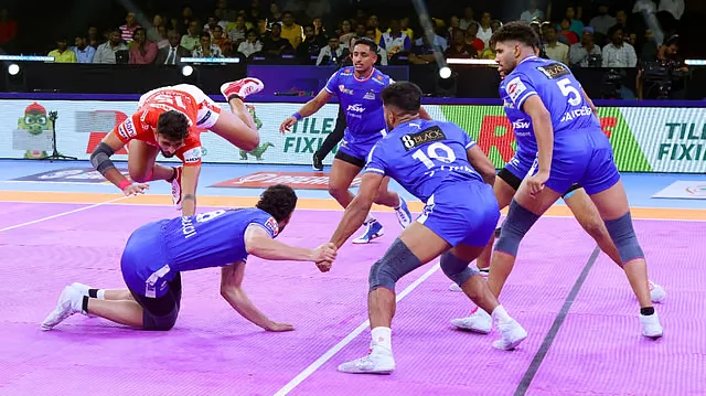 Pro Kabaddi League season 11 game between Haryana Steelers and Gujarat Giants in Hyderabad.