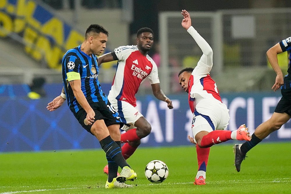 UEFA Champions League soccer Inter Milan and Arsenal football match_Lautaro Martinez