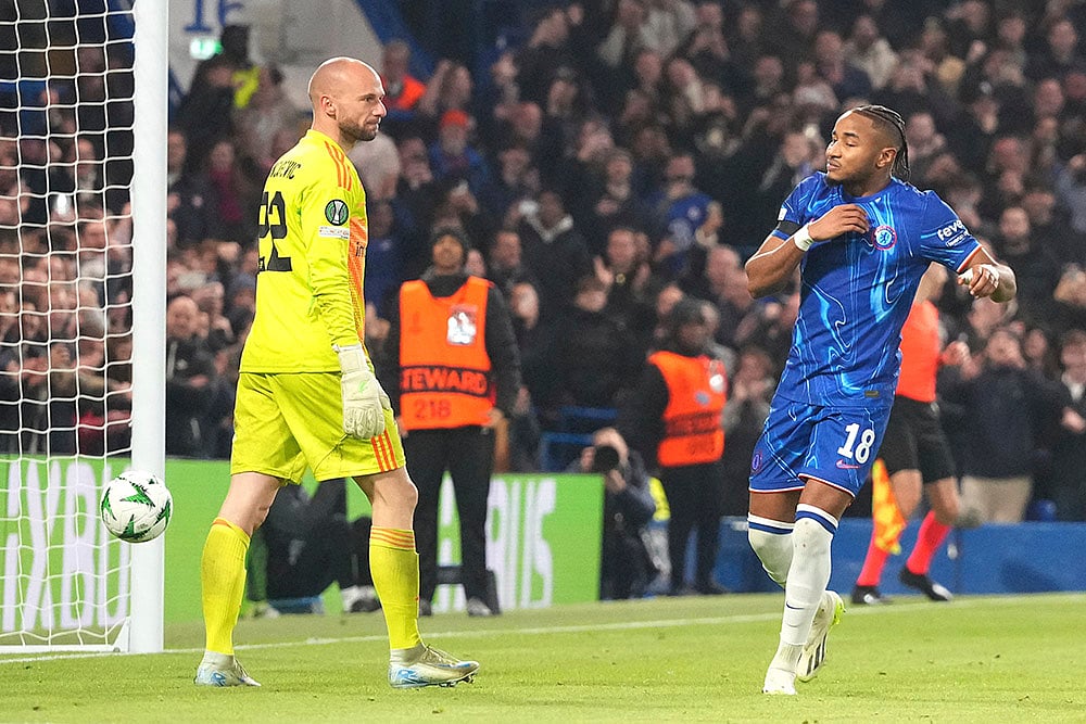 Europa Conference League Chelsea Vs FC Noah football match photo_Christopher Nkunku