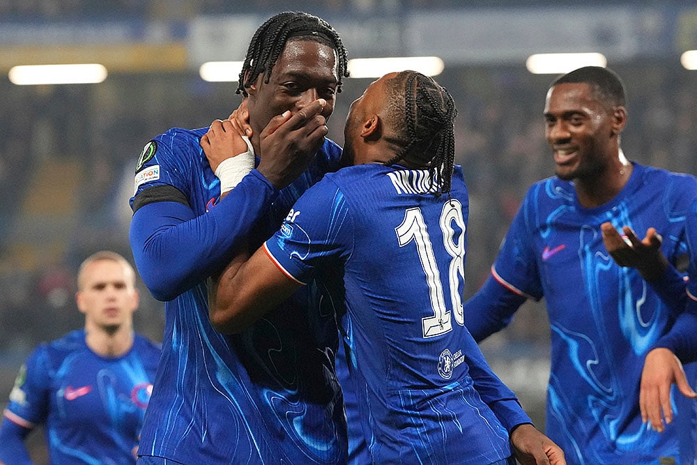 Europa Conference League Chelsea Vs FC Noah football match photo_Axel Disasi