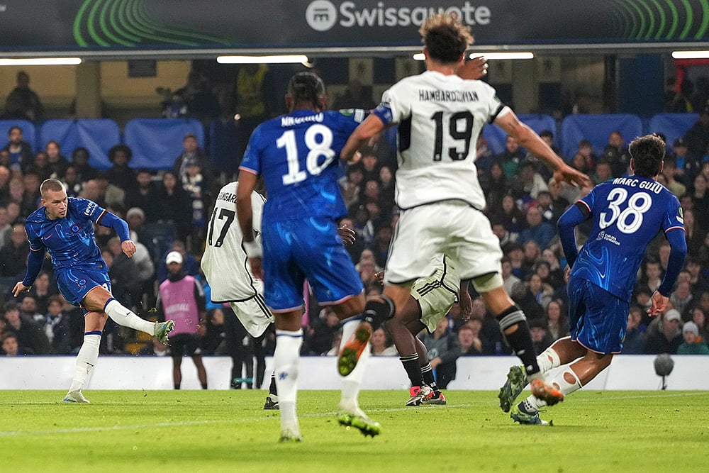 Europa Conference League Chelsea Vs FC Noah football match photo_Mykhailo Mudryk