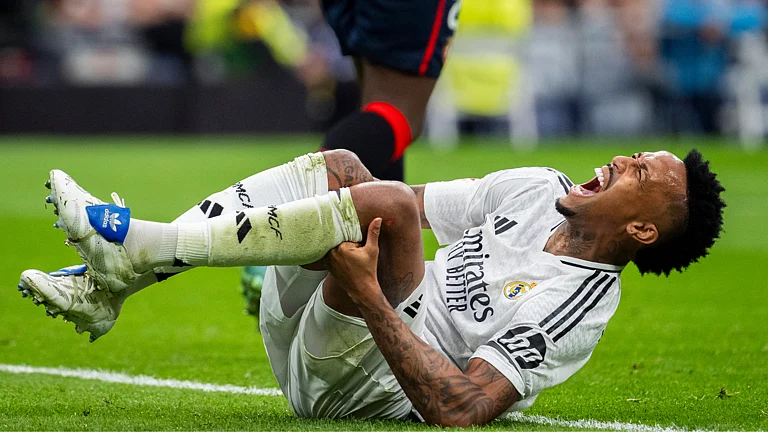 Eder Militao suffered an ACL injury in Real Madrid's 4-0 win over Osasuna - null