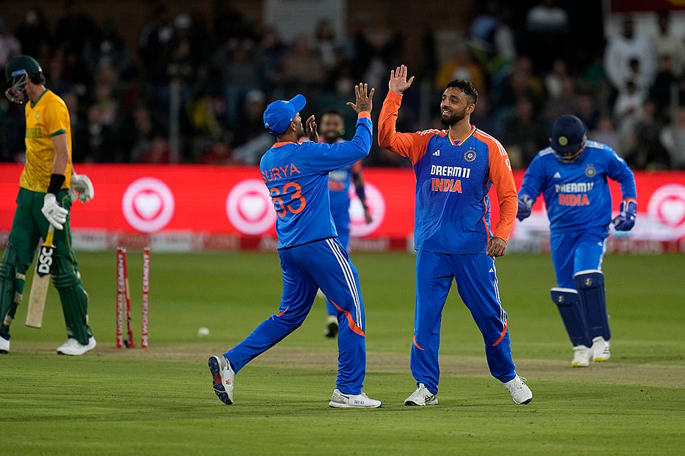 India Vs South Africa 2nd T20I at Gqeberha, South Africa photo gallery_Varun Chakravarthy
