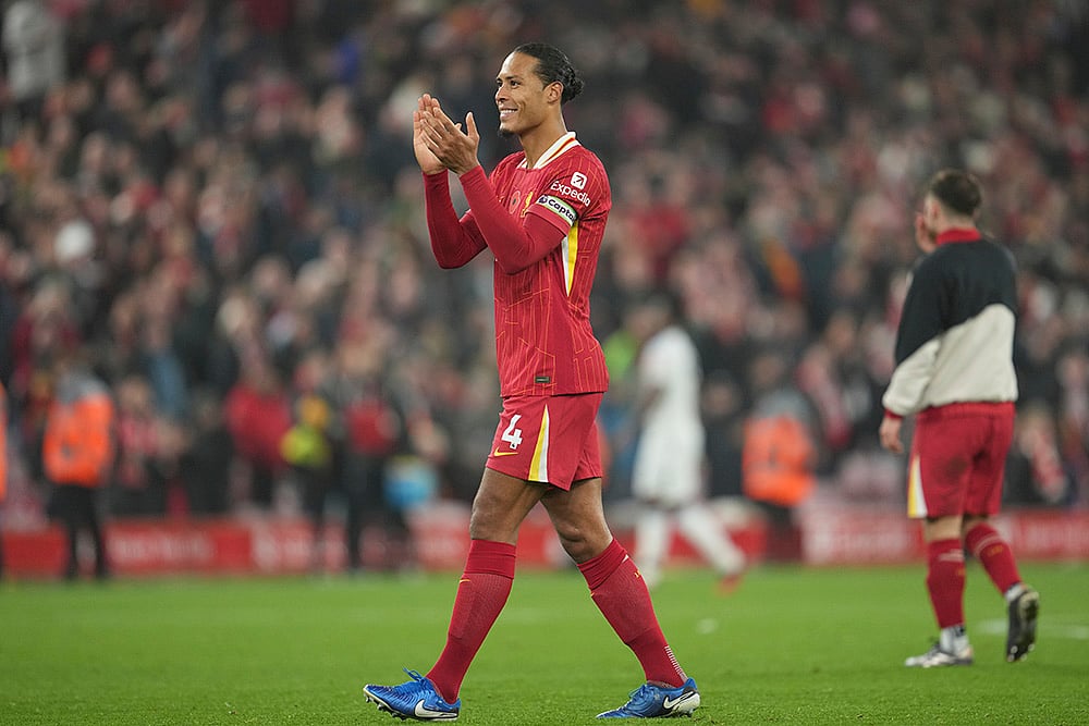 English Premier League 2024-25 Liverpool vs Aston Villa photo gallery_Virgil van Dijk