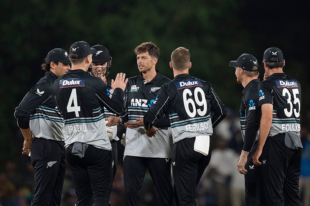 Sri Lanka vs New Zealand 2nd T20I in Dambulla photo gallery_Mitchell Santner