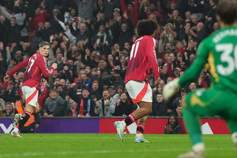 English Premier League: Manchester United vs Leicester City