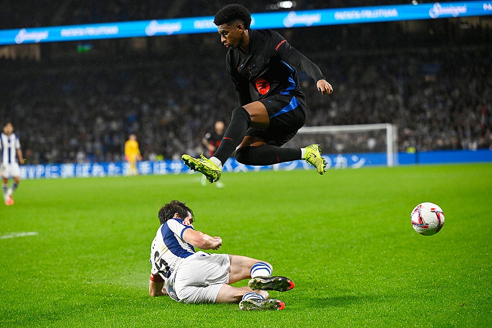 Spain Soccer La Liga: Real Sociedad vs Barcelona