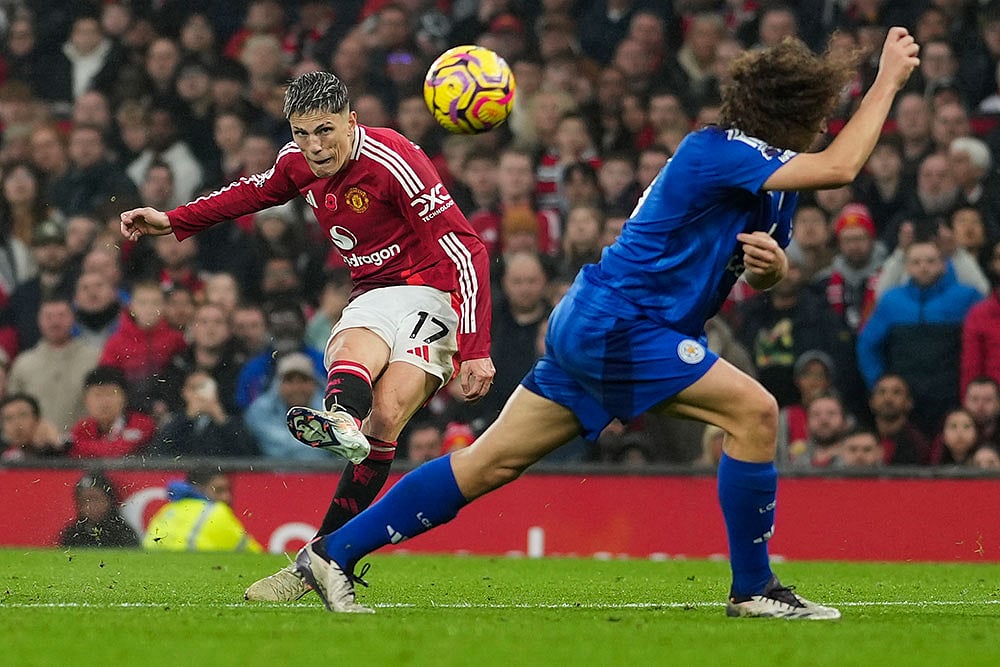 English Premier League: Leicester City vs Manchester United