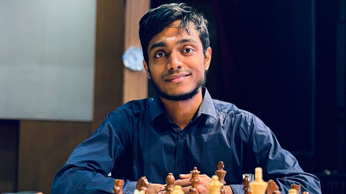 Special Arrangement : Grandmaster Aravindh Chithambaram.