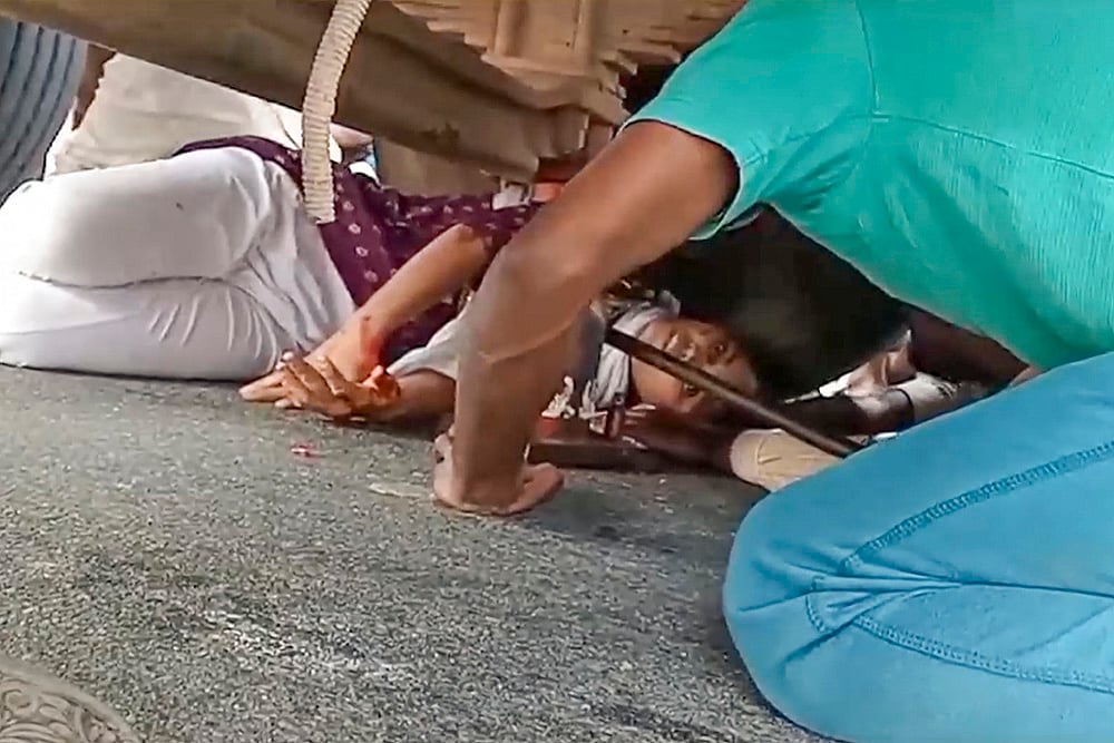 Bandi Sanjay Kumar helps in rescue of woman trapped under truck