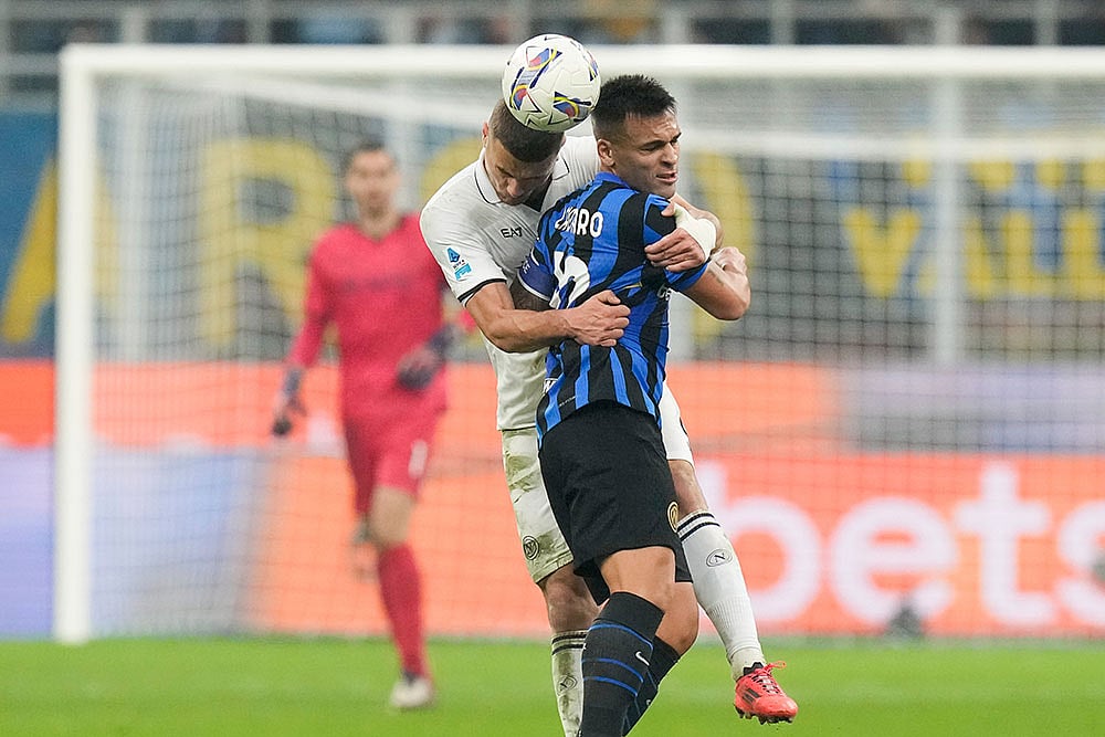 Serie A Soccer Match: Napoli vs Inter Milan