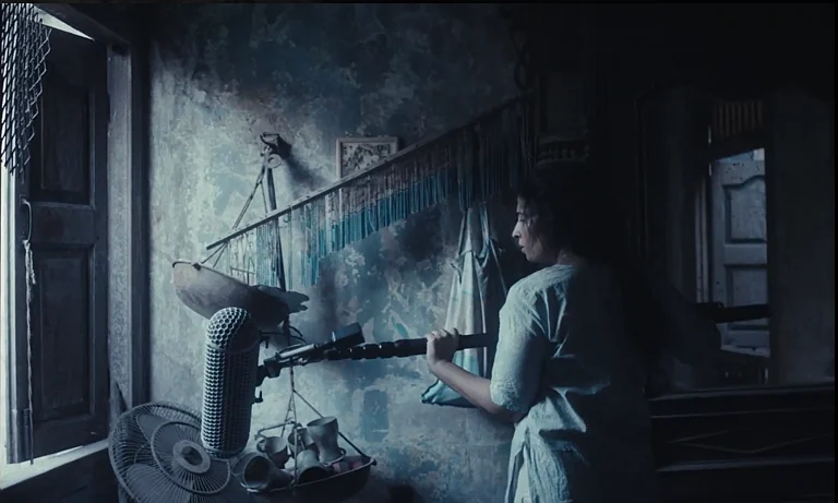 A Still from Sad Letters Of An Imaginary Woman - MUBI