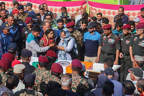 Nb Sub Rakesh Kumar's mortal remains brought to his native place