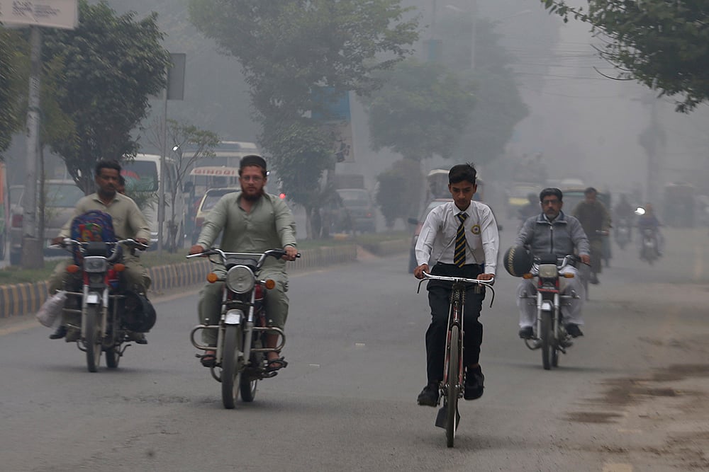 Pakistan air pollution Smog weather_Pakistan pollution 