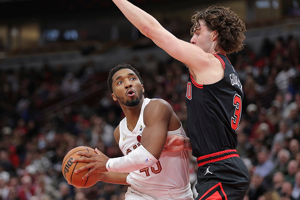NBA Cleveland Cavaliers vs Chicago Bulls Baseketball match photos_Josh Giddey 