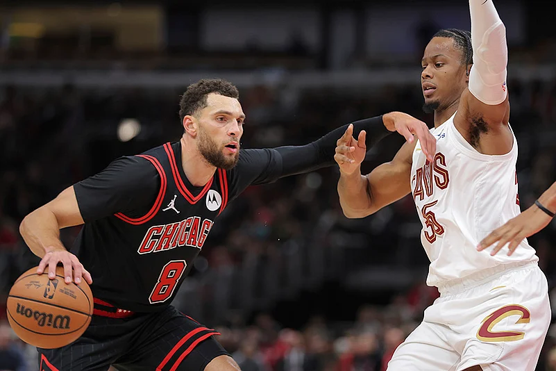NBA Cleveland Cavaliers vs Chicago Bulls Baseketball match photos_Isaac Okoro