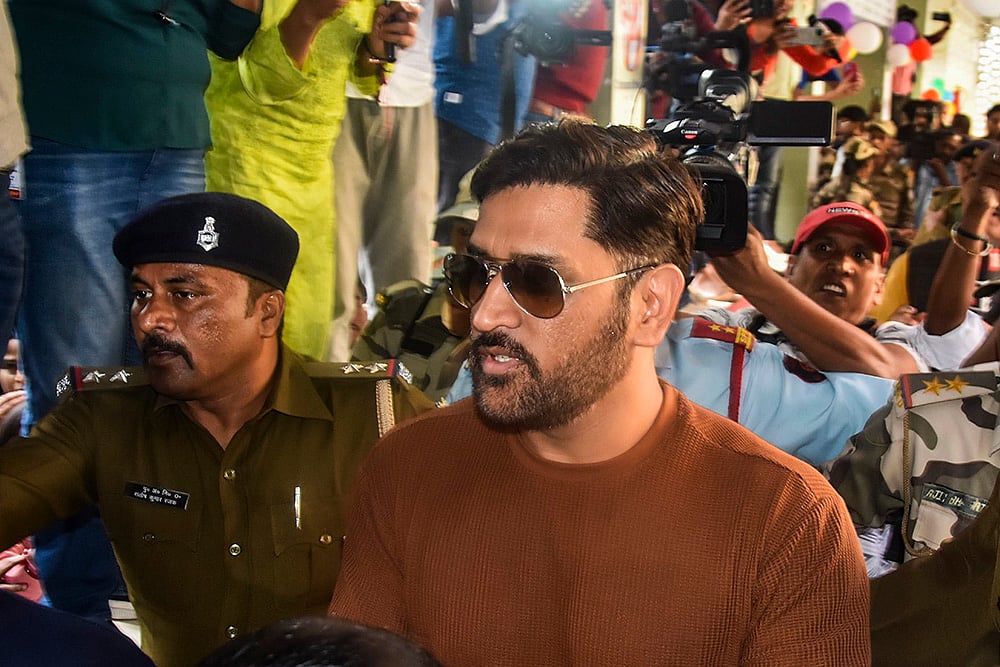 Jkhand polls phase 1: MS Dhoni casts vote