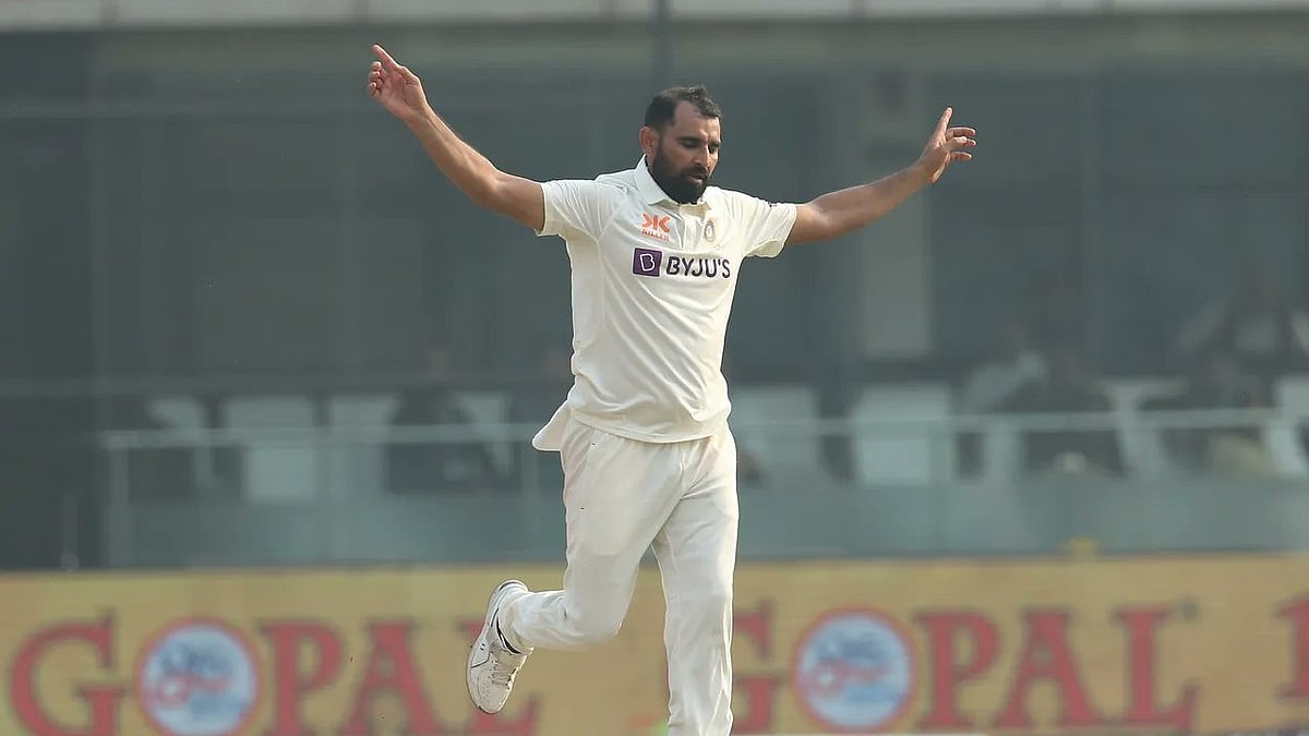 X/mufaddal_vohra : Ranji Trophy LIVE score: File photo of Indian pacer Mohammed Shami in action.