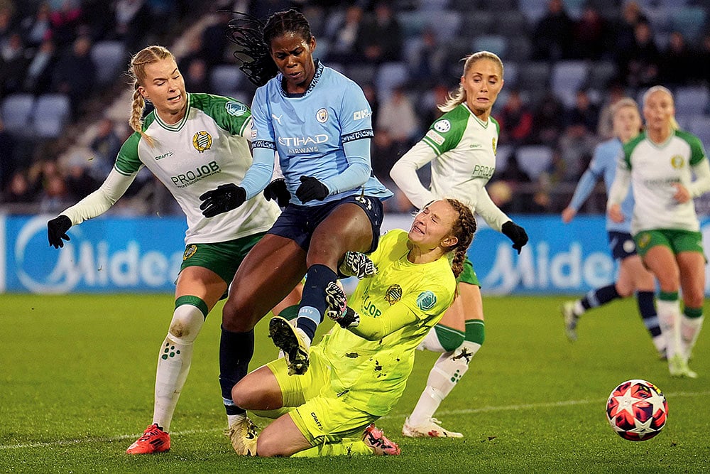 Womens Champions League soccer Manchester City FC vs Hammarby IF photo gallery_Khadija Shaw