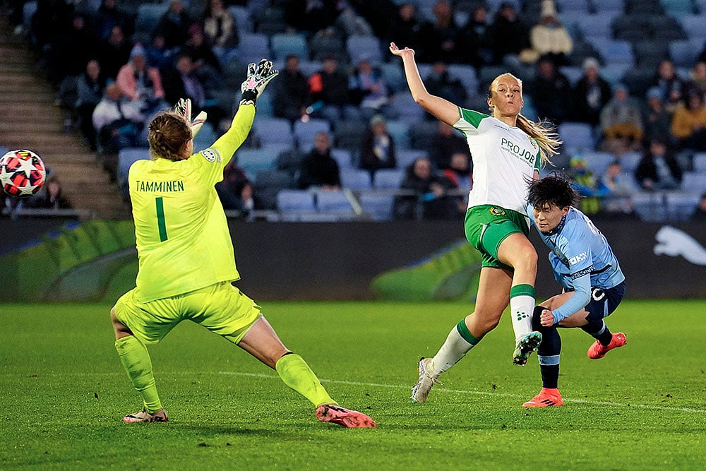 Womens Champions League soccer Manchester City FC vs Hammarby IF photo gallery_ Aoba Fujino