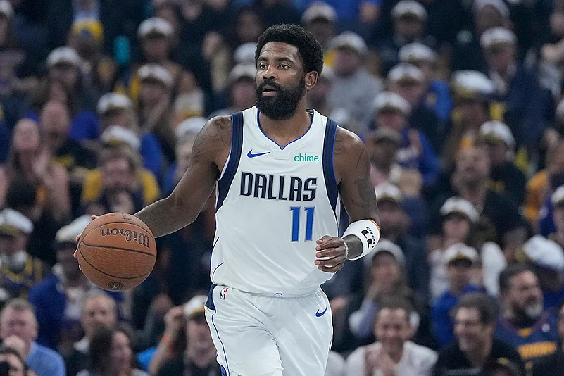 NBA Golden State Warriors vs Dallas Mavericks Basketball match_Kyrie Irving